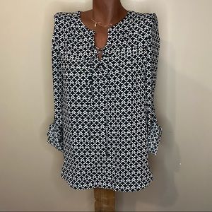 My Michelle black & white triangle blouse in small